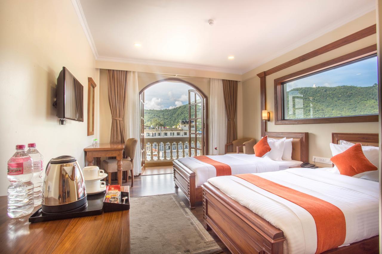 Hotel Portland Покхара Екстер'єр фото