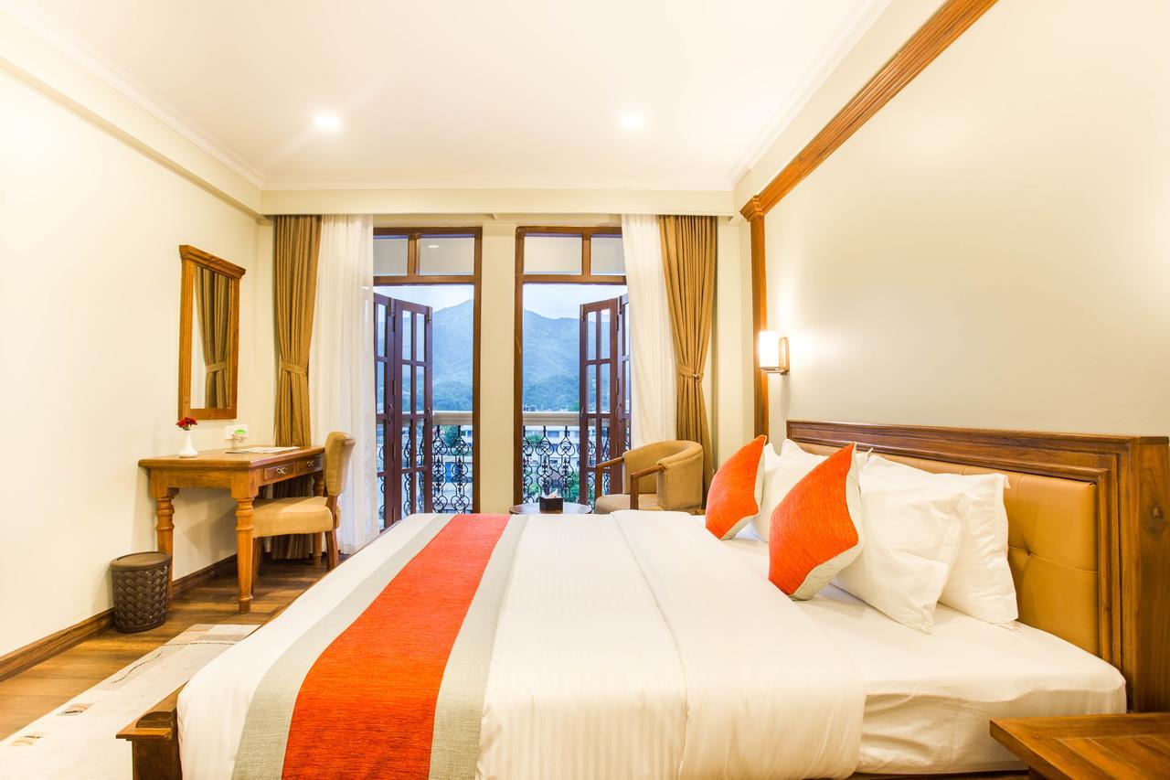 Hotel Portland Покхара Екстер'єр фото