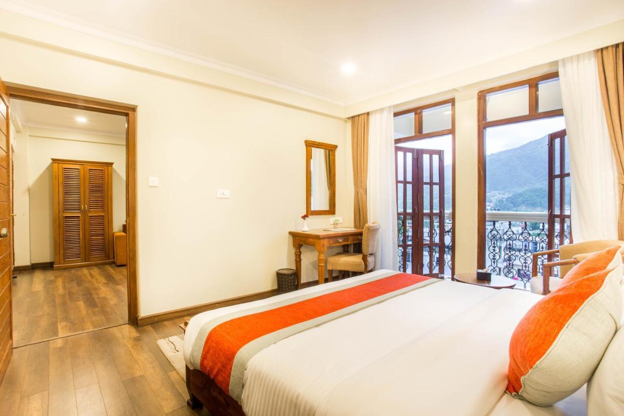 Hotel Portland Покхара Екстер'єр фото